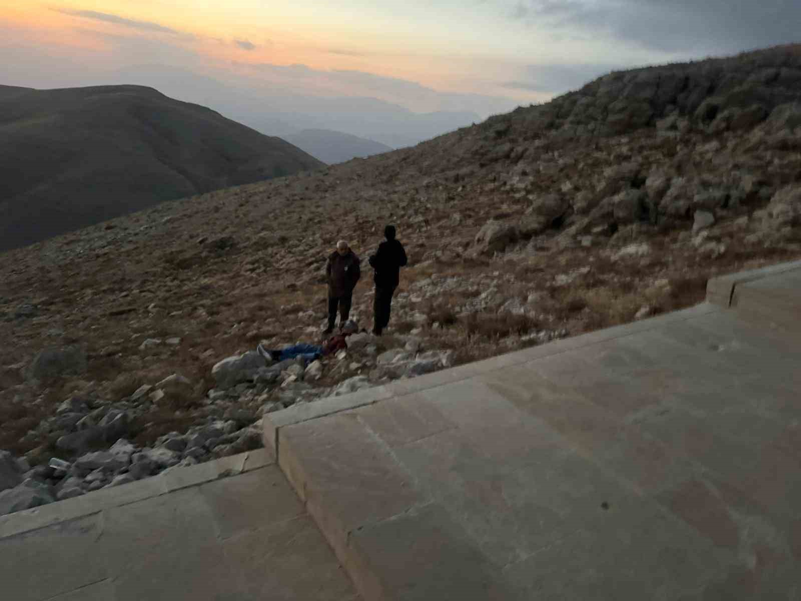 Gittiği tarihi yerde merdivenlerden yuvarlanan turist yaralandı
