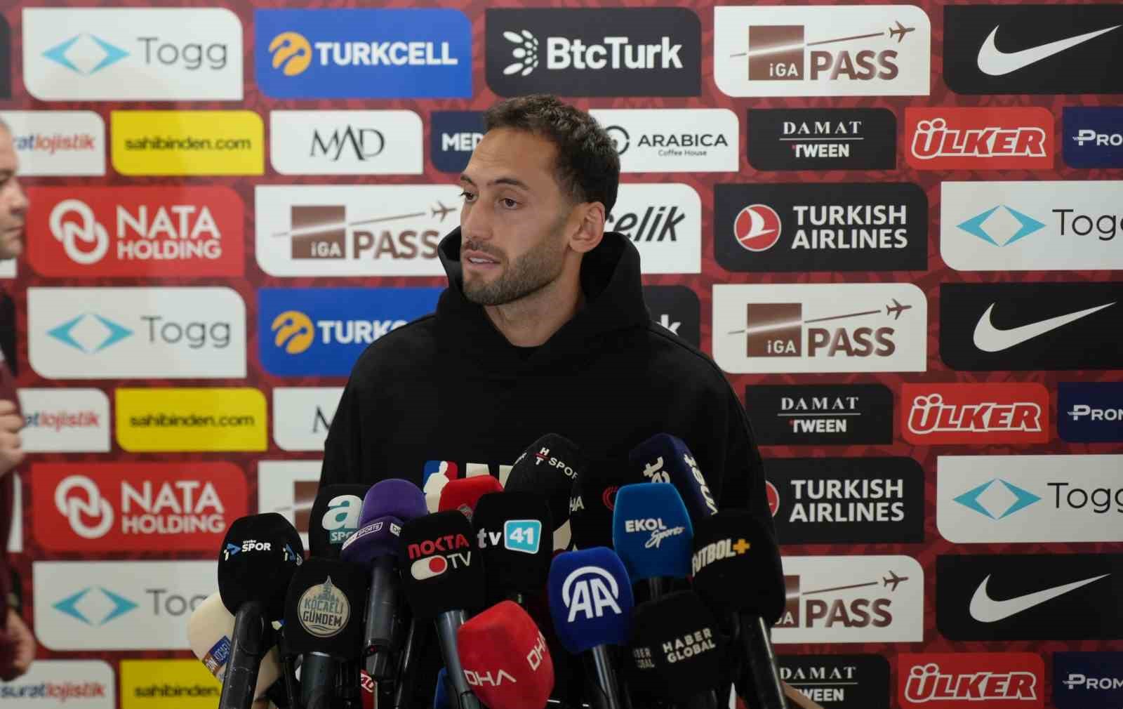 Hakan Çalhanoğlu’ndan Dünya Kupası Mesajı