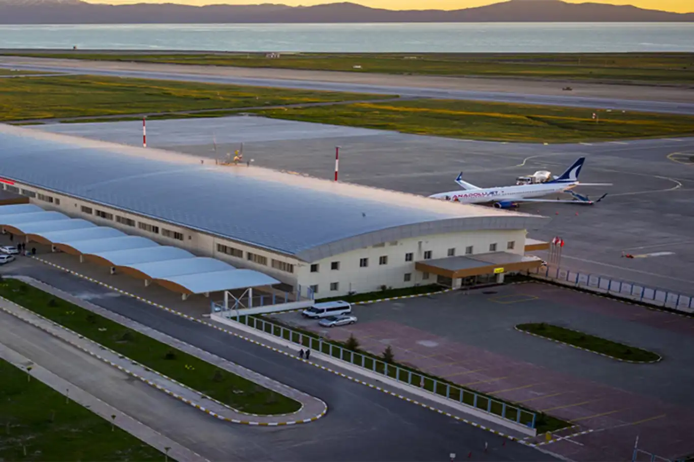 Vanlılara Erken Açılış Sürprizi: Havalimanı Beklenenden Önce Açılıyor