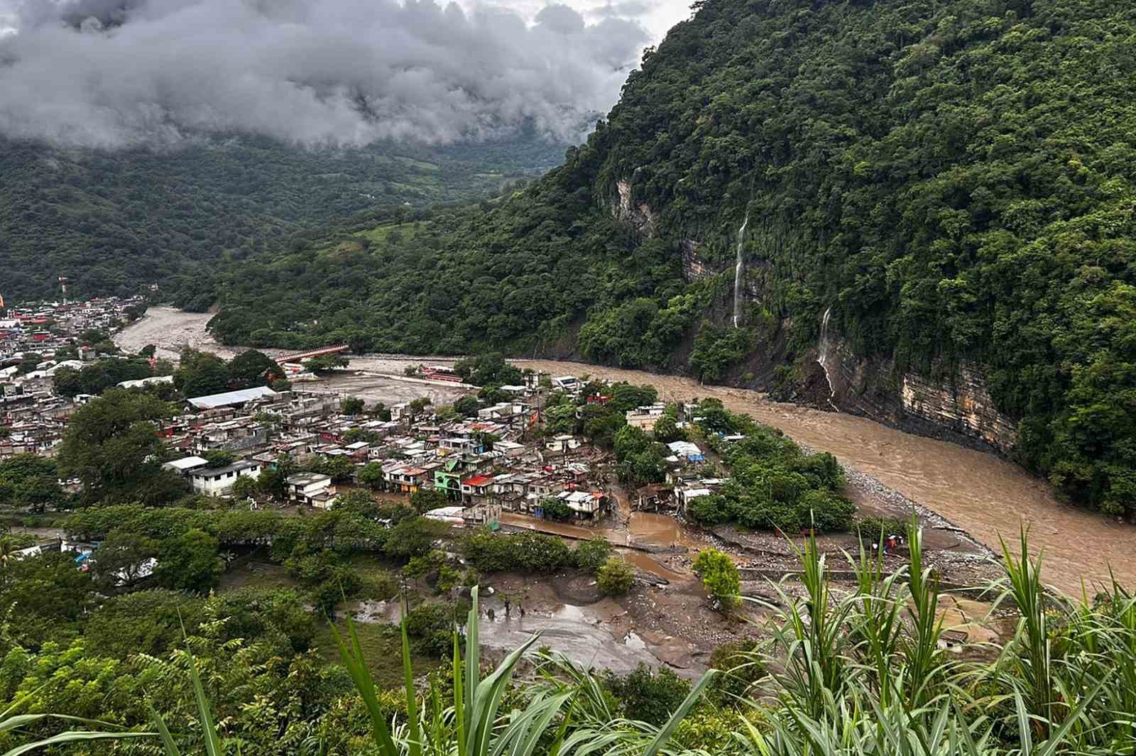 Meksika’daki sel felaketinde can kaybı 44’e yükseldi