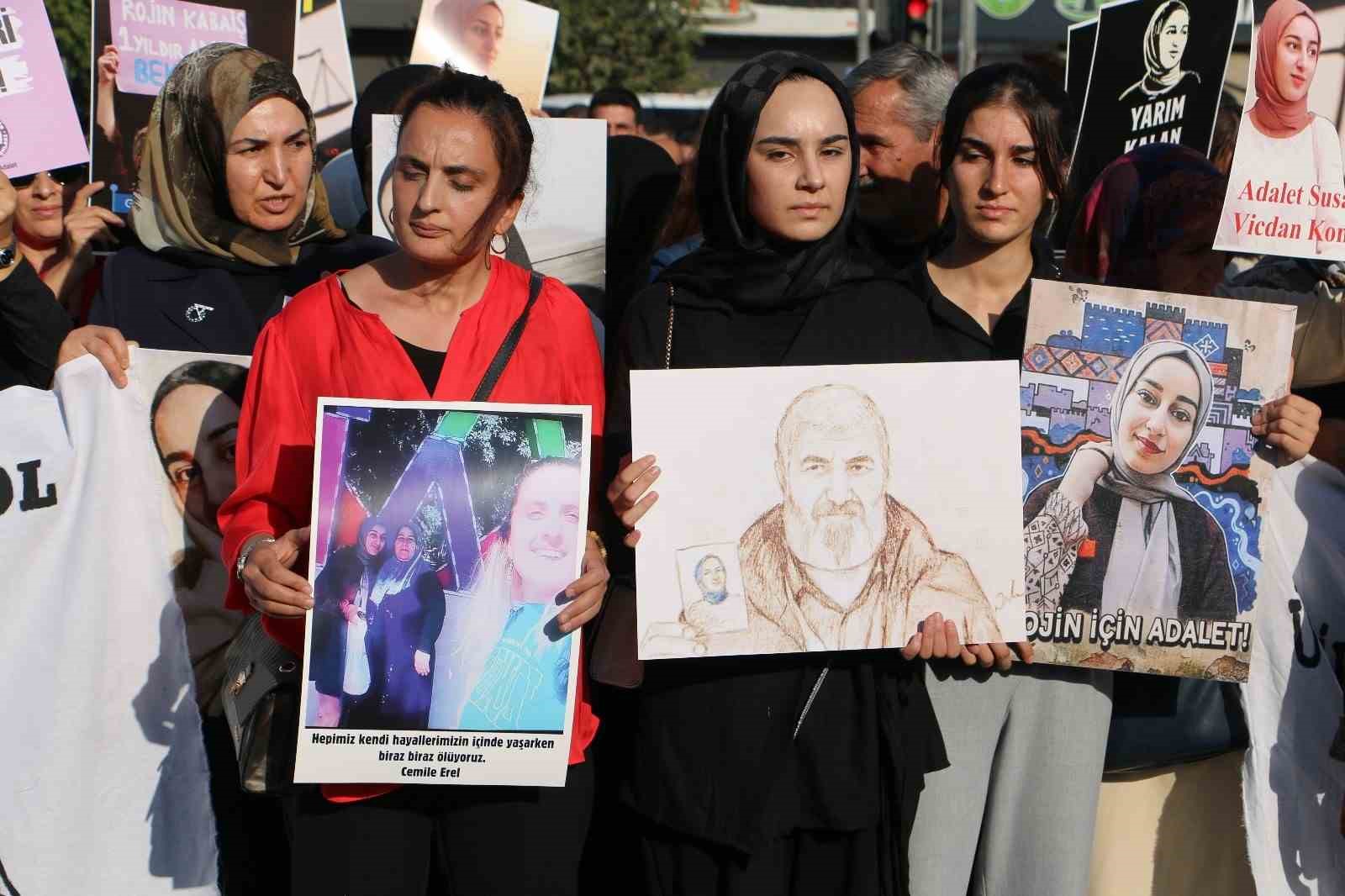 Rojin Kabaiş mezarı başında anıldı