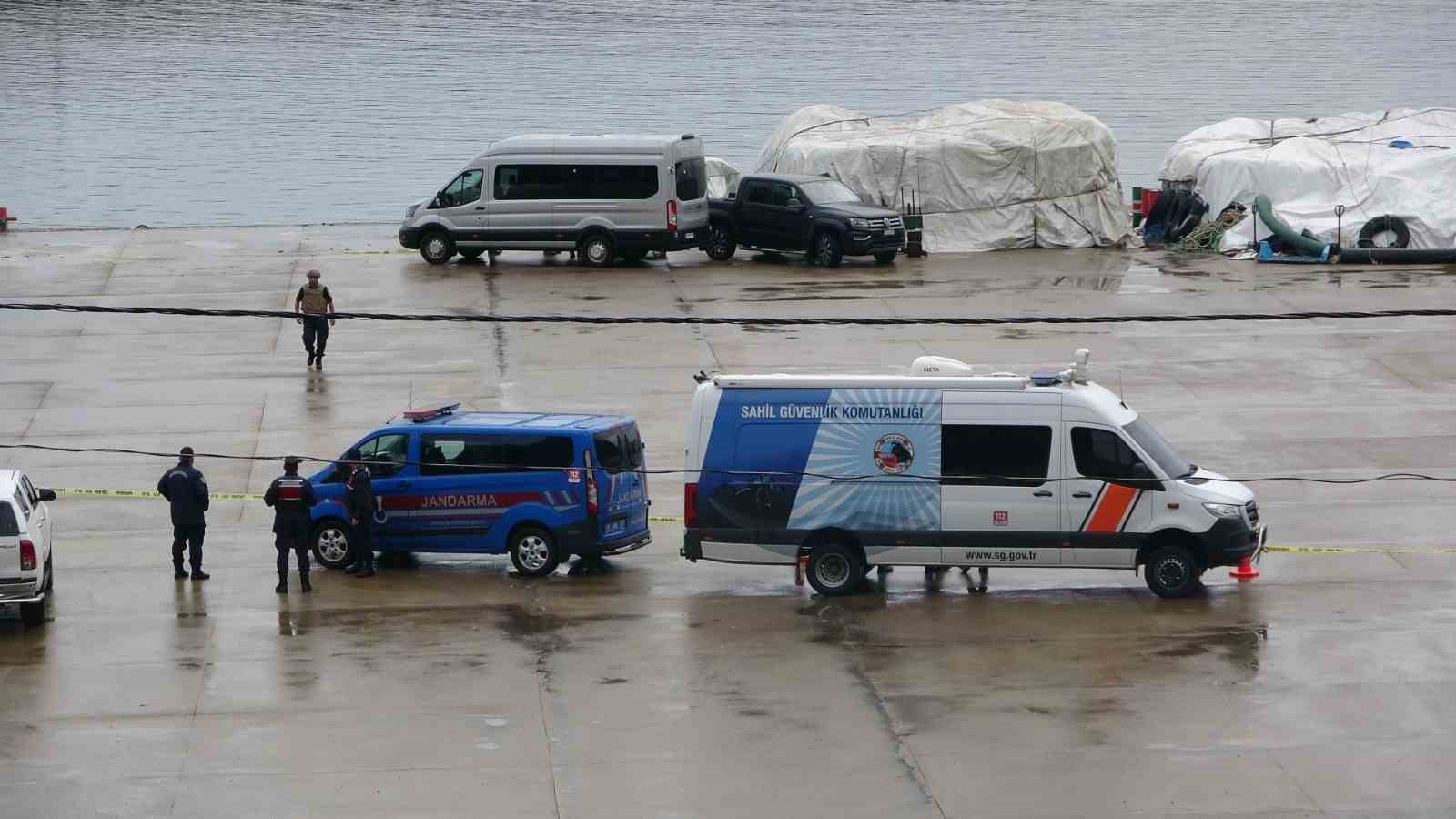 Trabzon Açıklarında Bulunan İnsansız Deniz Aracı İmha Ediliyor