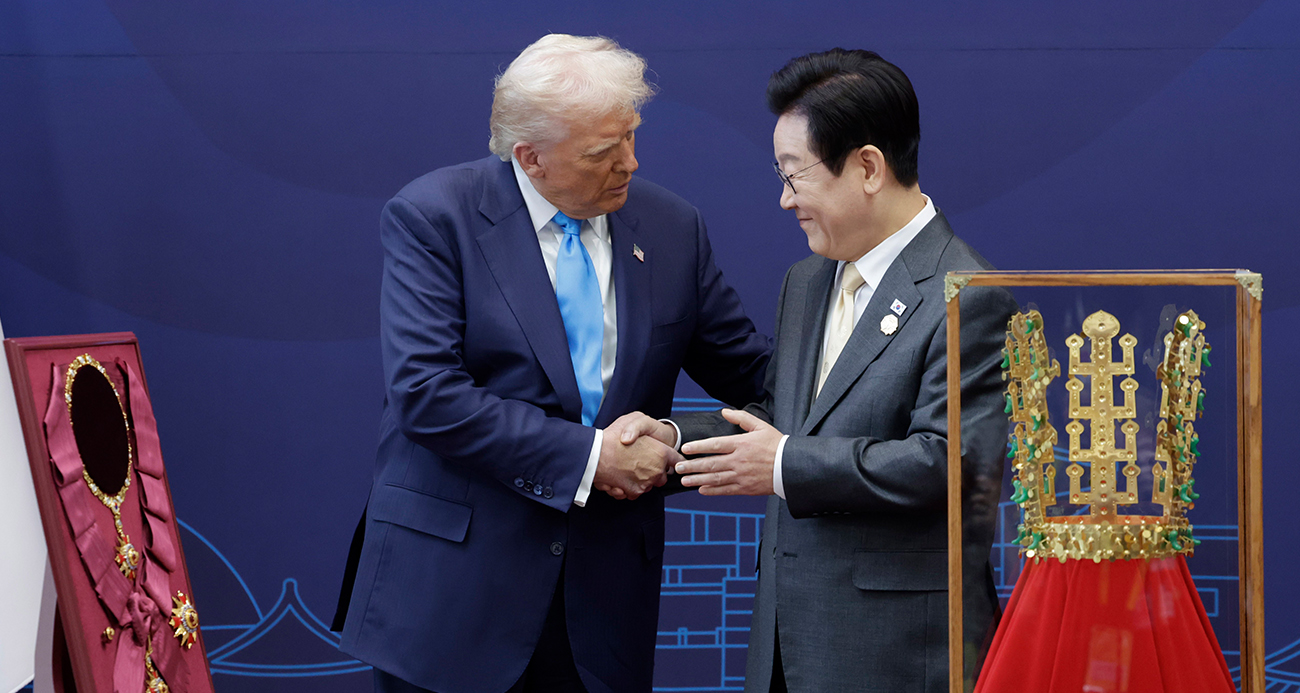 ABD Başkanı Donald Trump Güney Kore’de Onur Nişanı Aldı