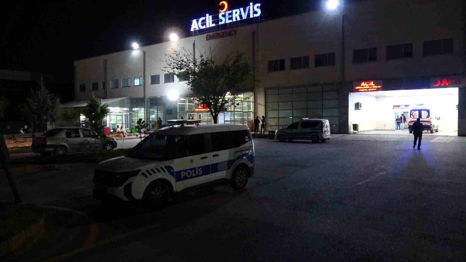 Malatya’da bahçede silahla oynayan şahıs kendini yaraladı