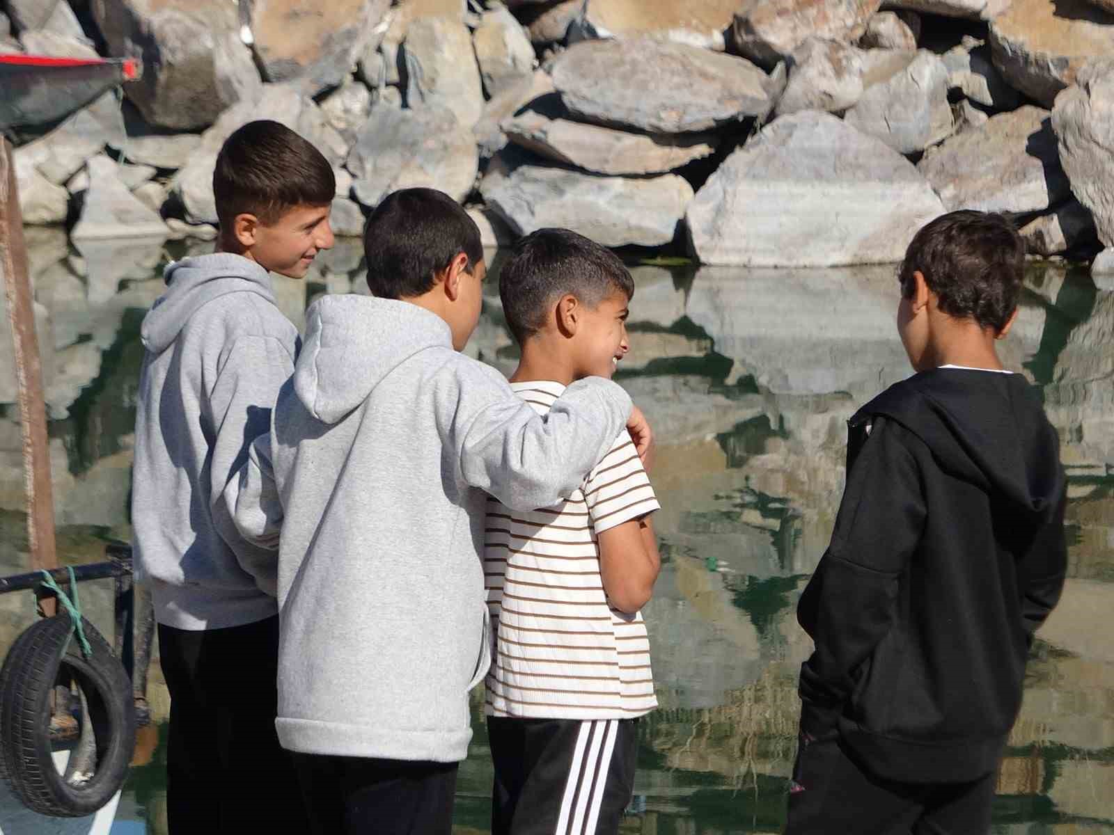 Van Gölü’nde yazın sararan saçlar kışın eski rengine döndü