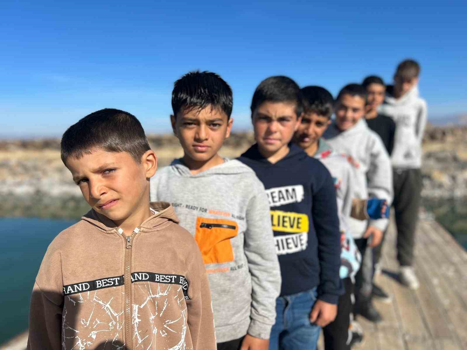 Van Gölü’nde yazın sararan saçlar kışın eski rengine döndü