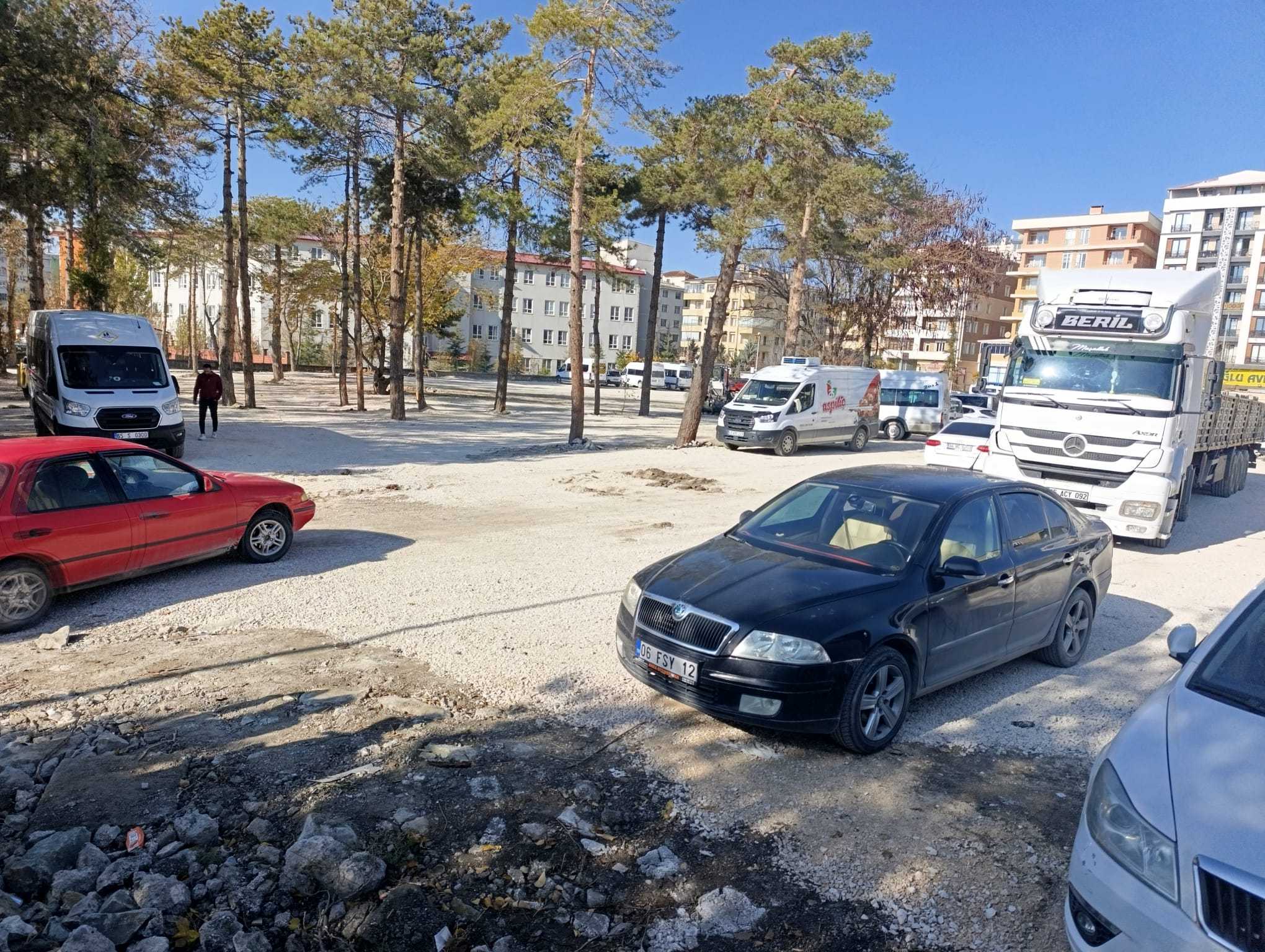 Van’da eski DSİ yerleşkesi ücretsiz otoparka dönüştürüldü