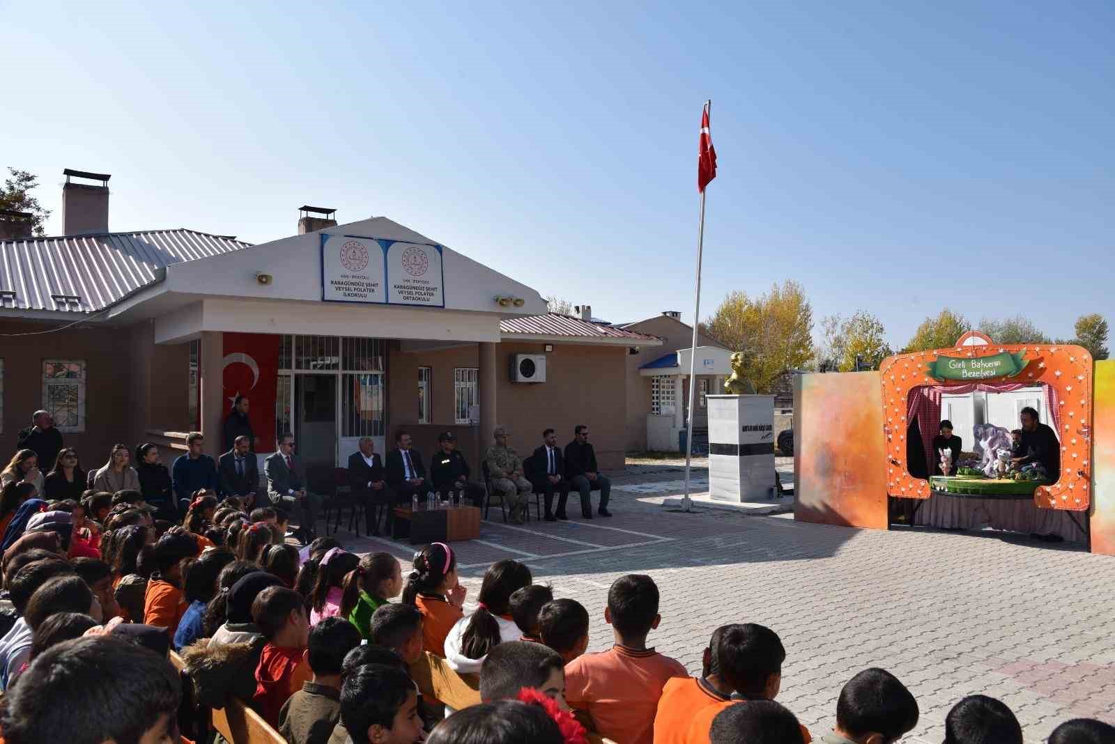 Van’da minik yürekler sanatla buluştu