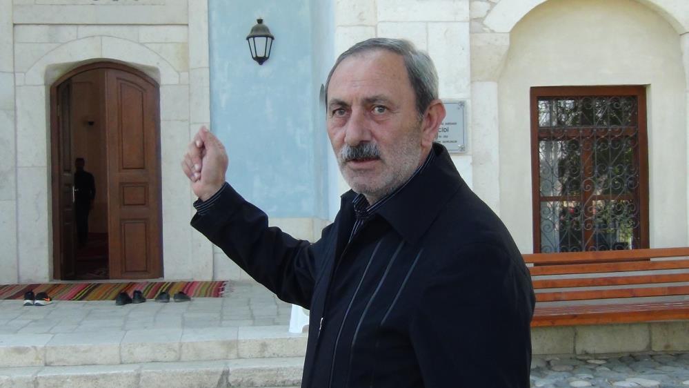 Ermeni İşgalinde ahır olan Cuma Mescidi yeniden ibadete açıldı