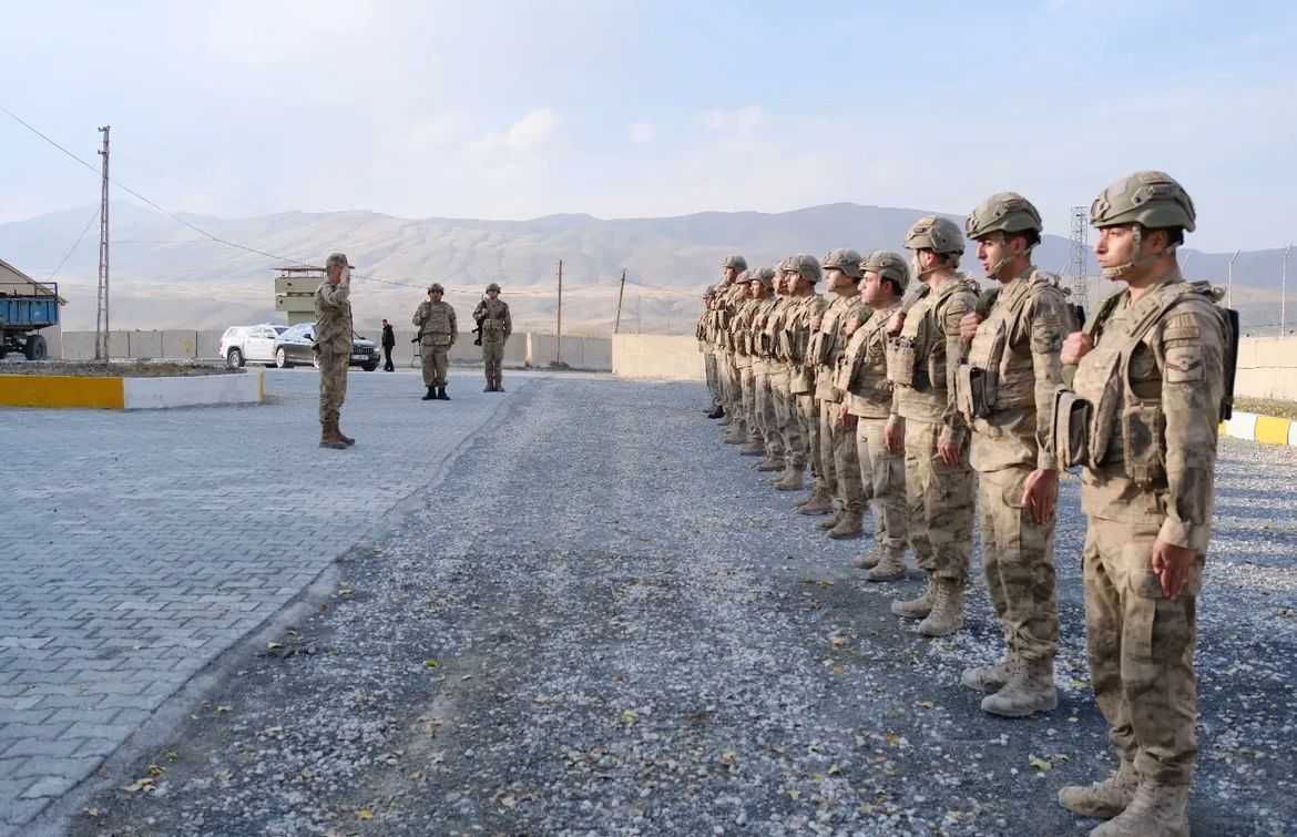 Tuğgeneral Avkıran’dan karakollara ziyaret