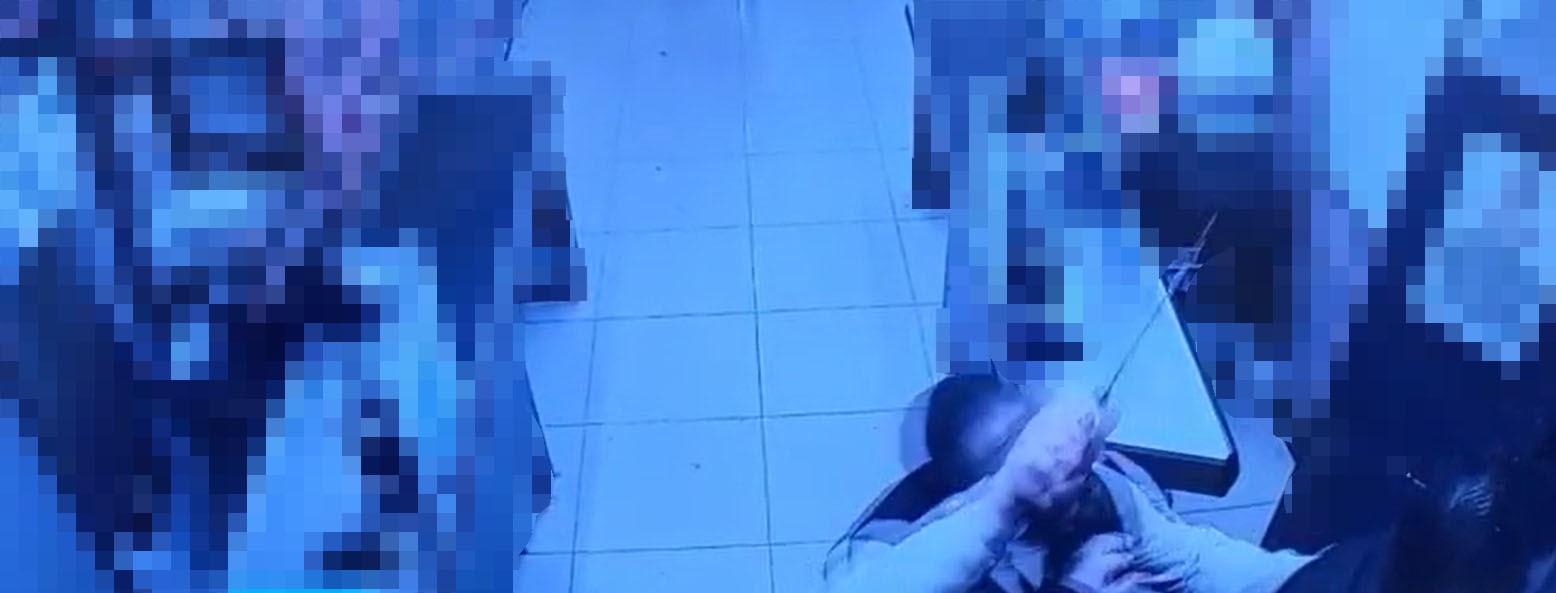 Market’e gelen müşteriyi uyarıcınca darp edildi