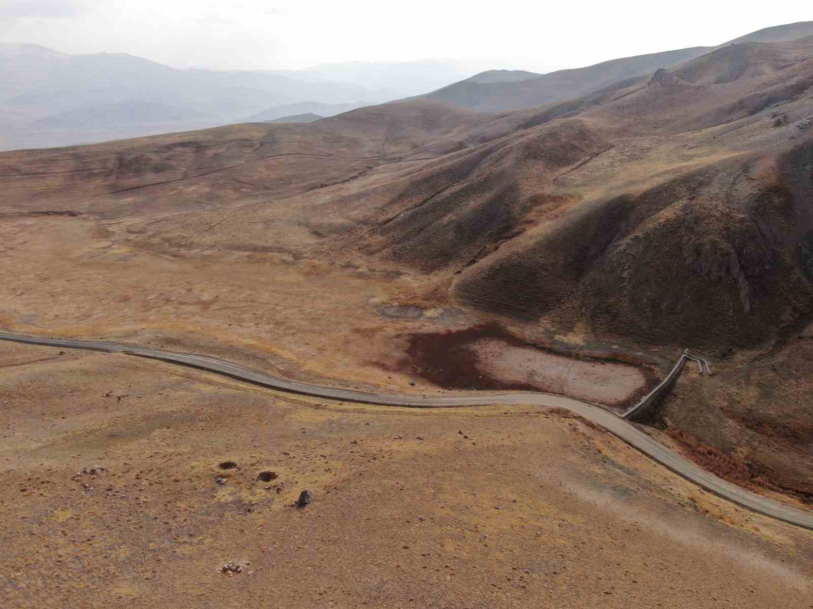 Erek Dağı’nın doğusundaki Antik Urartu Barajı kurudu