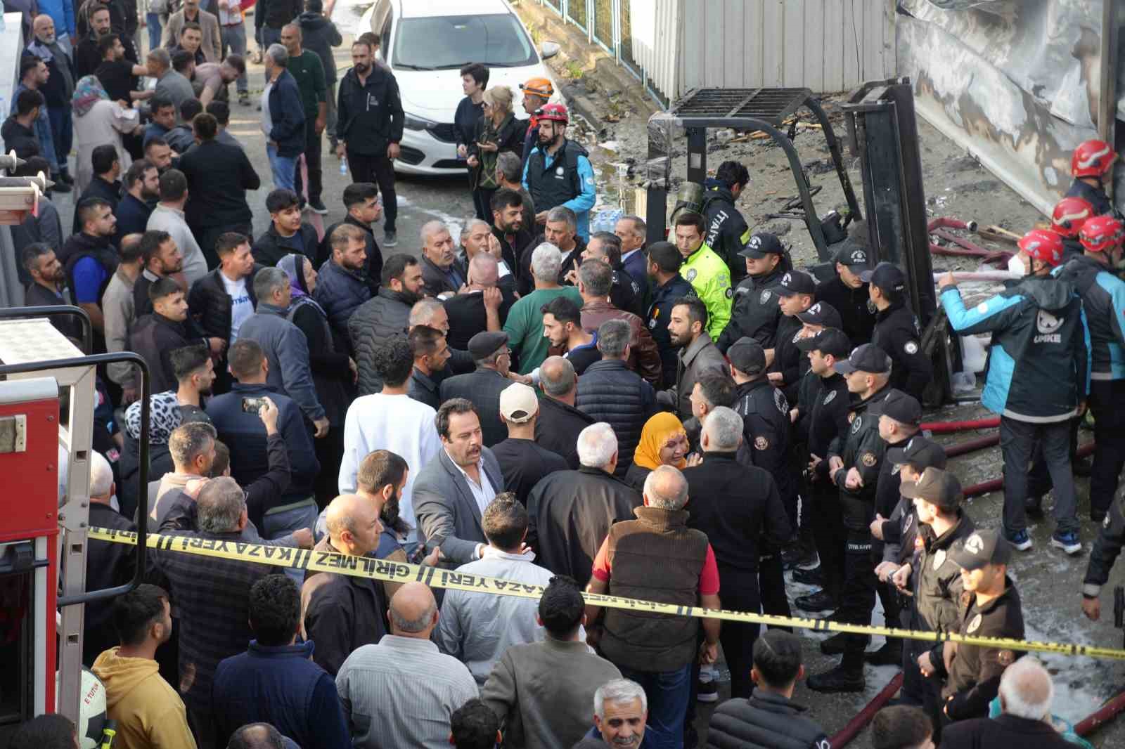 6 kişiye mezar olan yangına ilişkin 3 gözaltı kararı