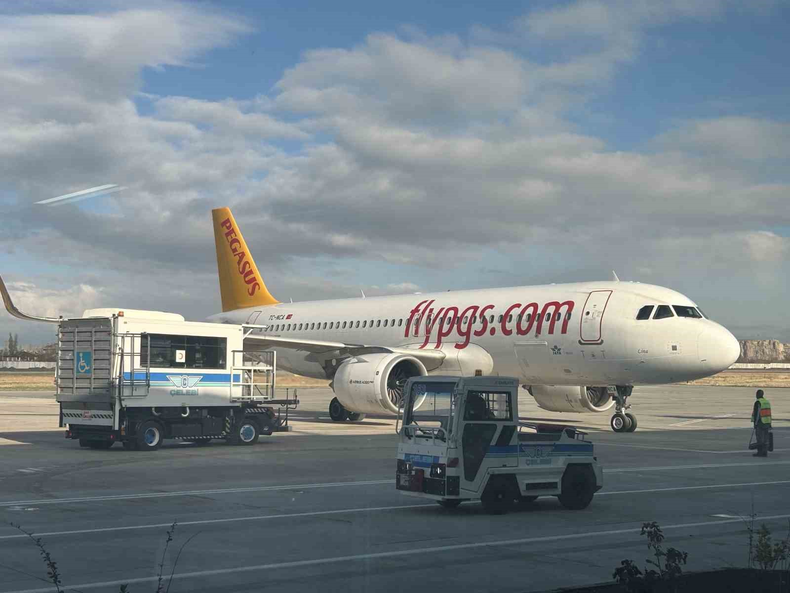 Van Ferit Melen Havalimanında uçuşlar yeniden başladı