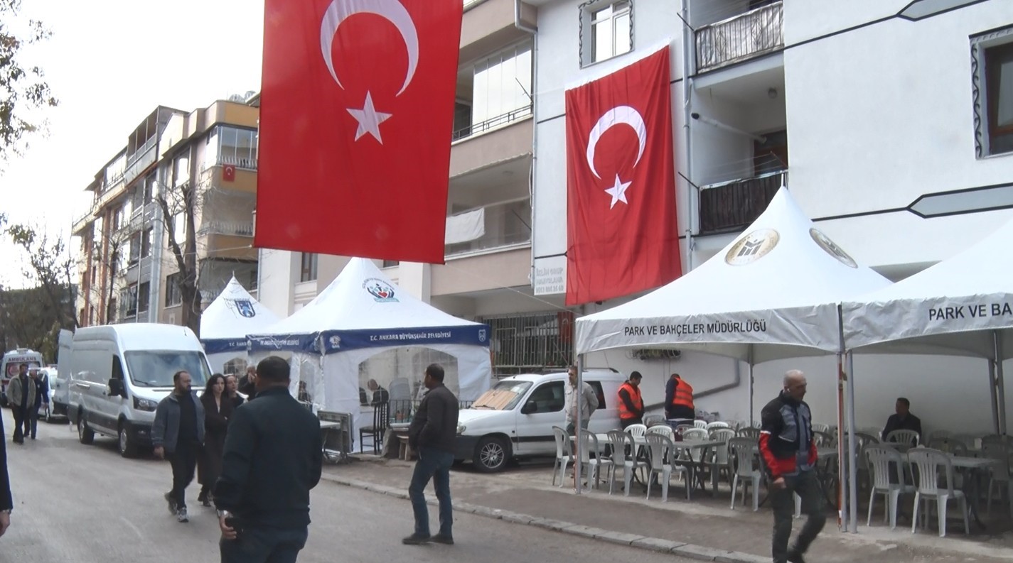 Şehit Üsteğmen Kandemir’in babası: 