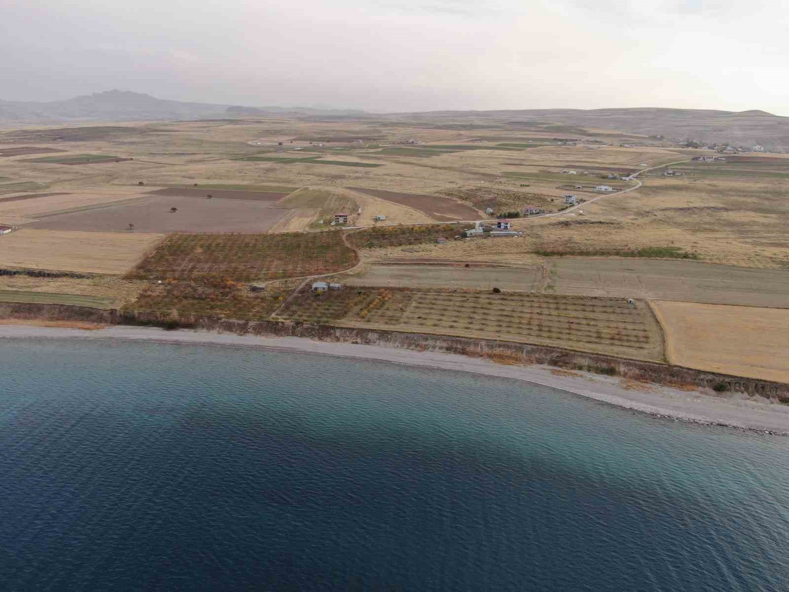 Van’da kartpostallık sonbahar manzaraları