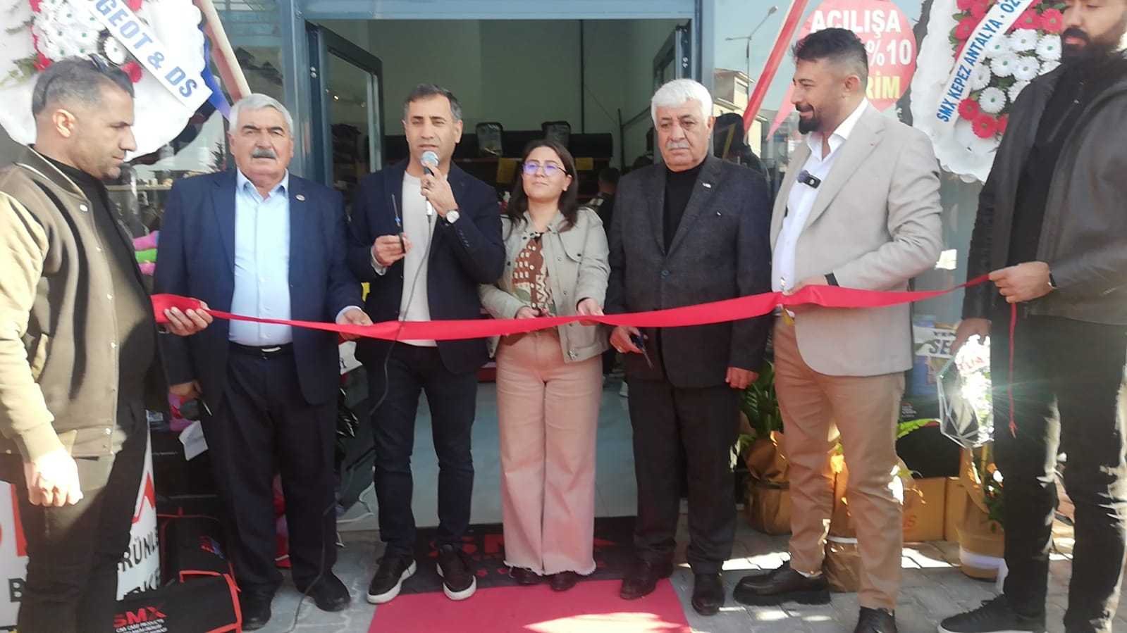 SMX Car Care Products Van’da görkemli bir açılışla hizmete başladı