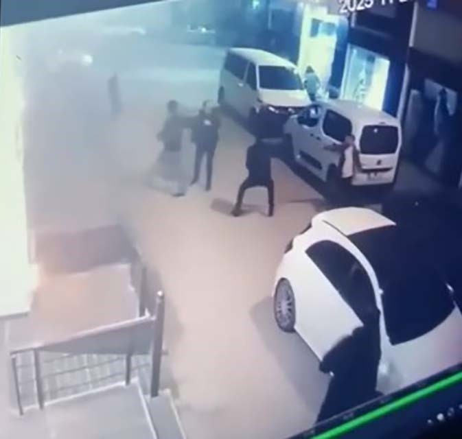 Van’da otel sahibi ve oğlunun öldürülme anı görüntüleri ortaya çıktı