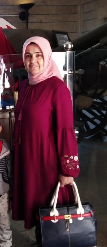 Ağaçtan düşen kadın hayatını kaybetti