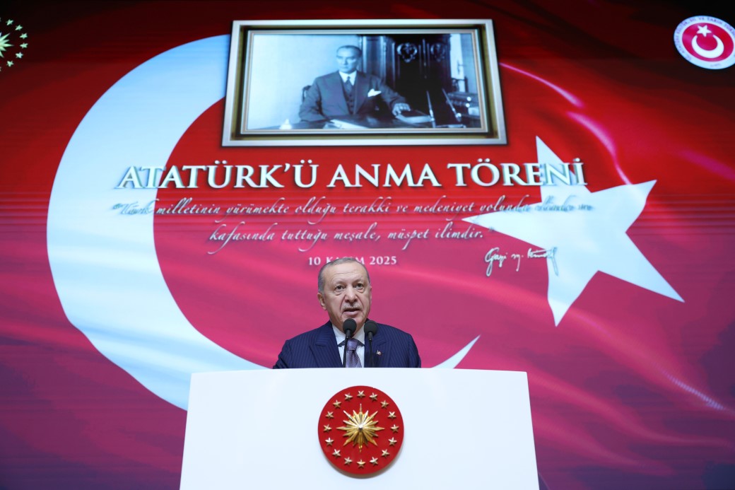 Erdoğan’dan sert tepki: “Atatürk’e yönelik hakaretleri asla kabul etmeyiz”