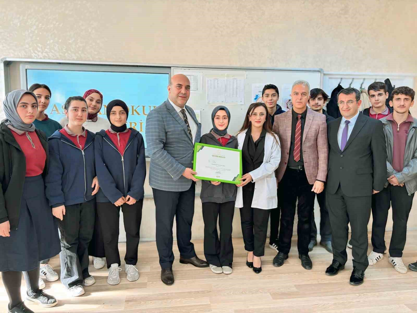 Cumhuriyet tarihinin üçüncü “Çevre Beratı” Van’a geldi