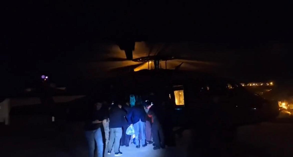 Yüksekten düşen genç, jandarma helikopteriyle kurtarıldı