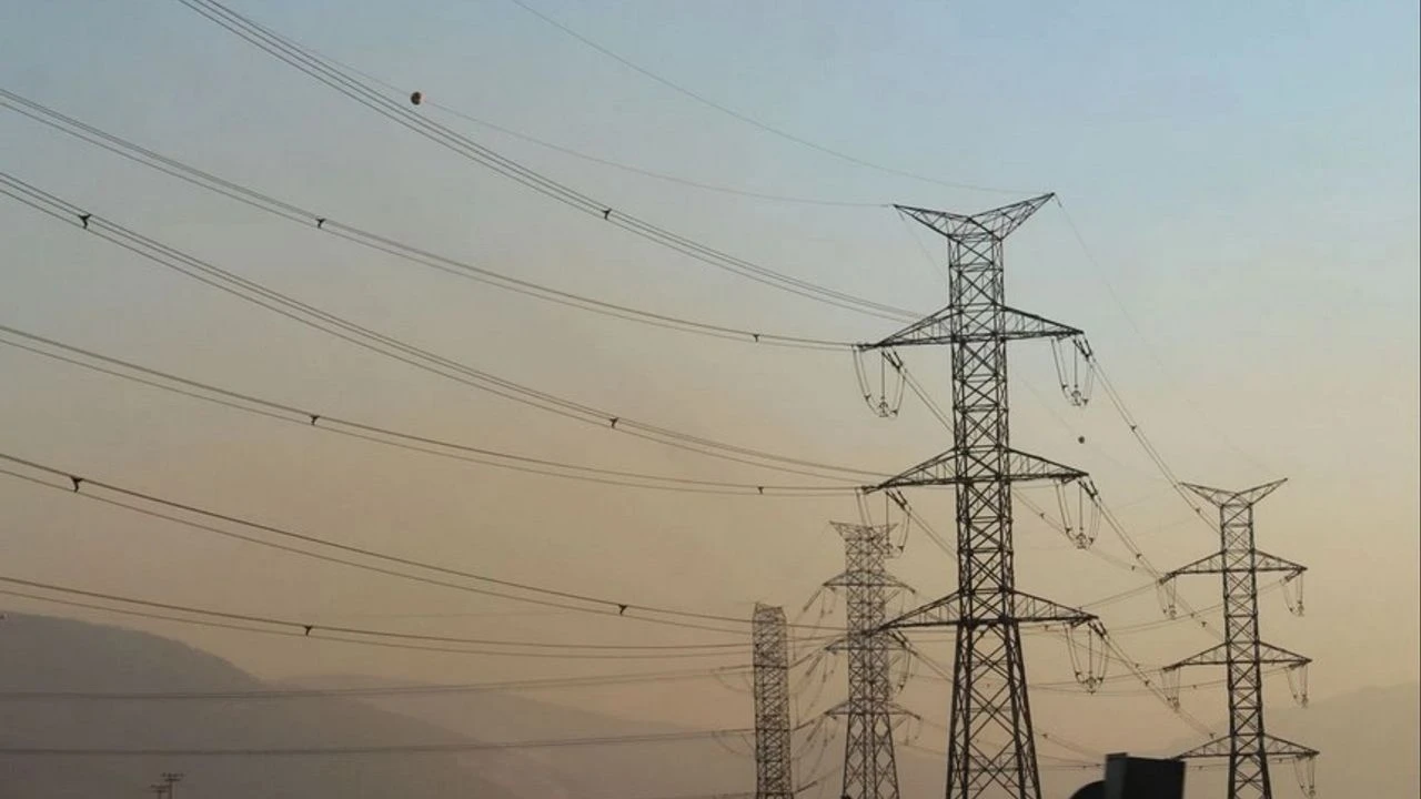 Van’ın 6 ilçesinde yarın elektrikler kesilecek!