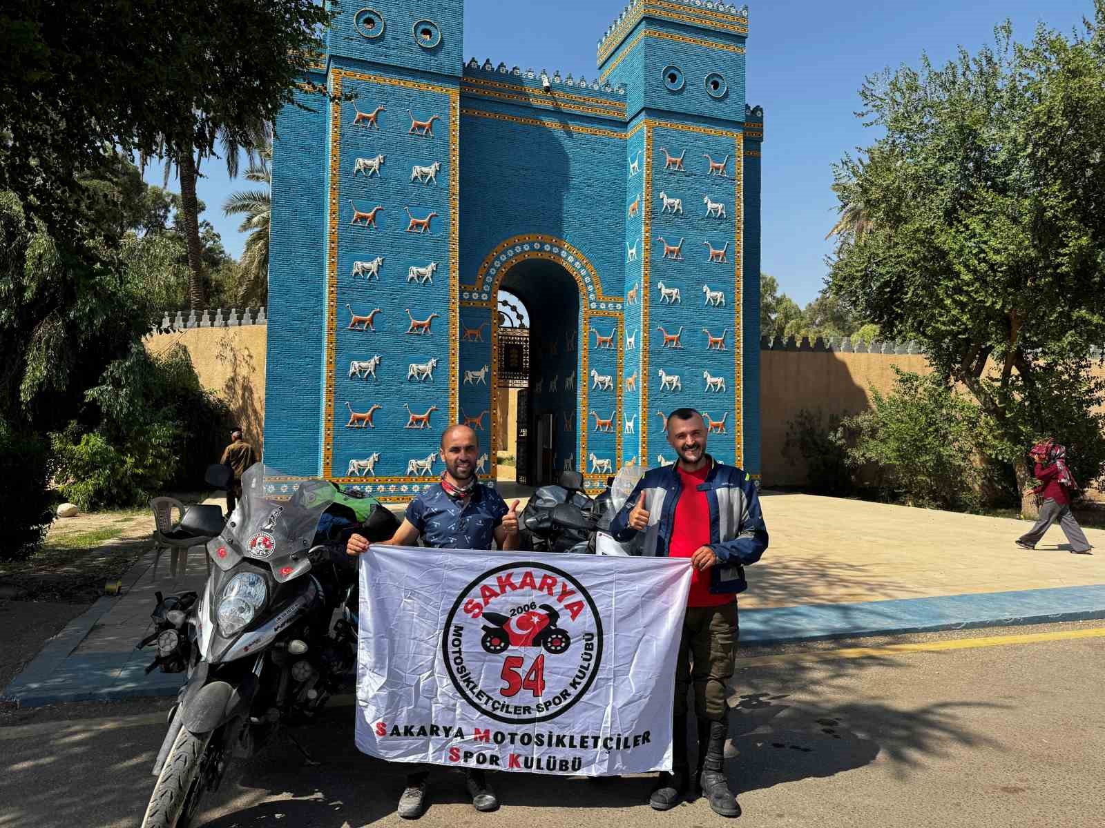 Sigarayı bıraktı, motosikleti ile 250 bin kilometre yol yaptı: Son durağı umre oldu