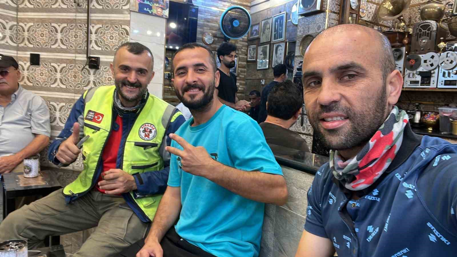 Sigarayı bıraktı, motosikleti ile 250 bin kilometre yol yaptı: Son durağı umre oldu