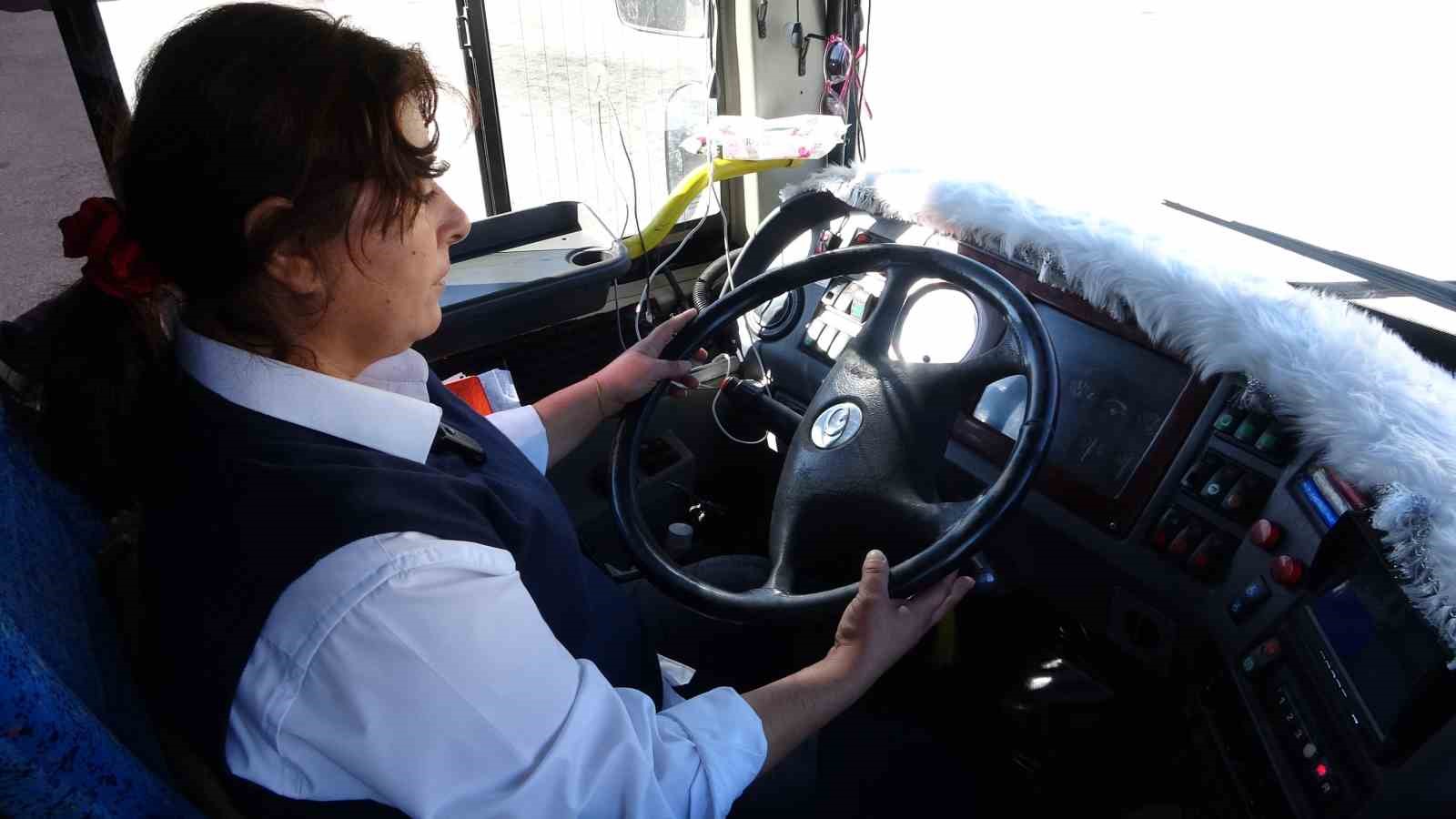 Isparta’da yol verme tartışması, kadın halk otobüsü şoförüne kâbus yaşattı