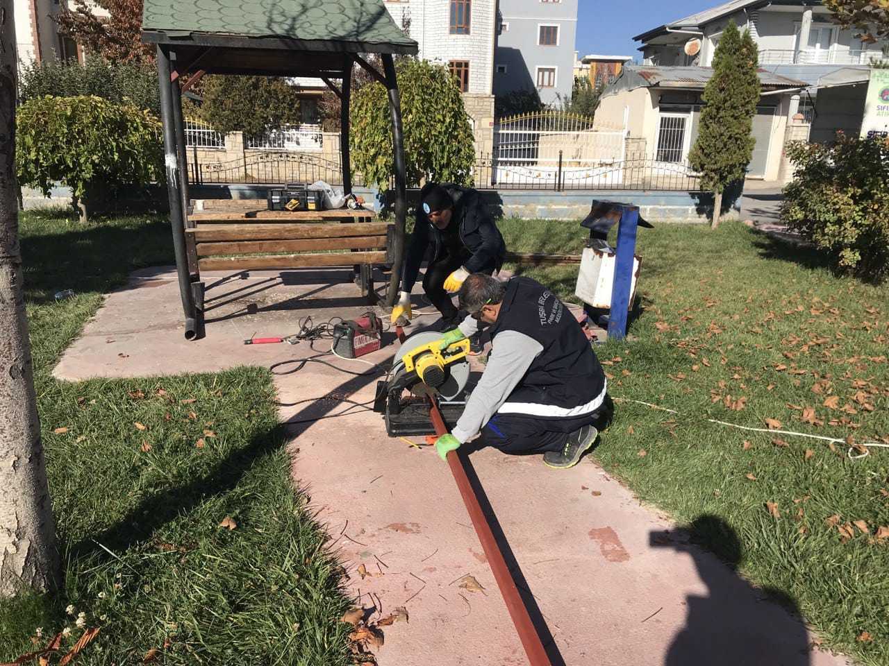 Tuşba’da parklar yenileniyor