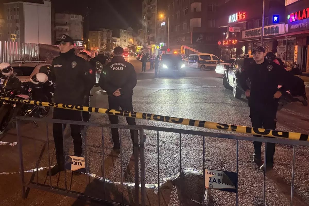 Gebze’de üç bina daha boşaltıldı!