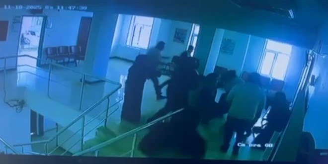 Hasta yakını ile sağlık çalışanları arasında “damar yolu” kavgası