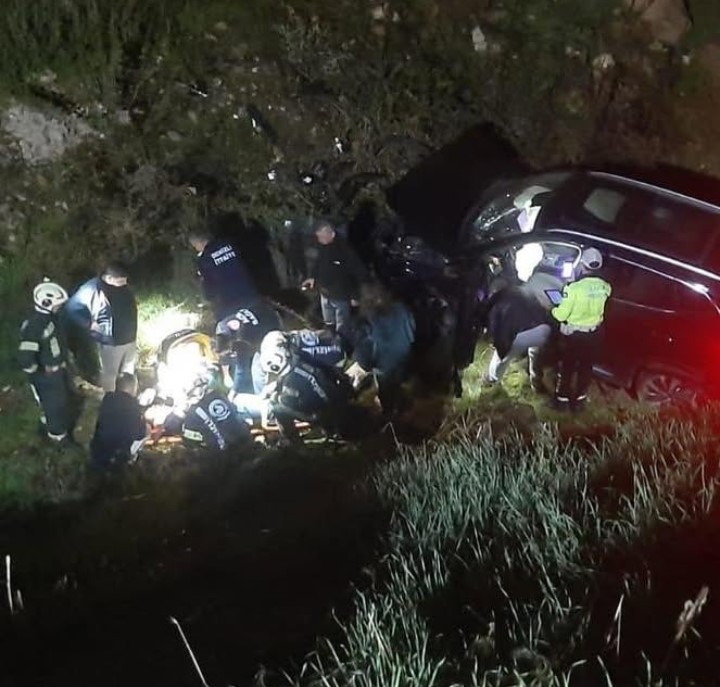 Kontrolden çıkan otomobil uçurumdan yuvarlandı