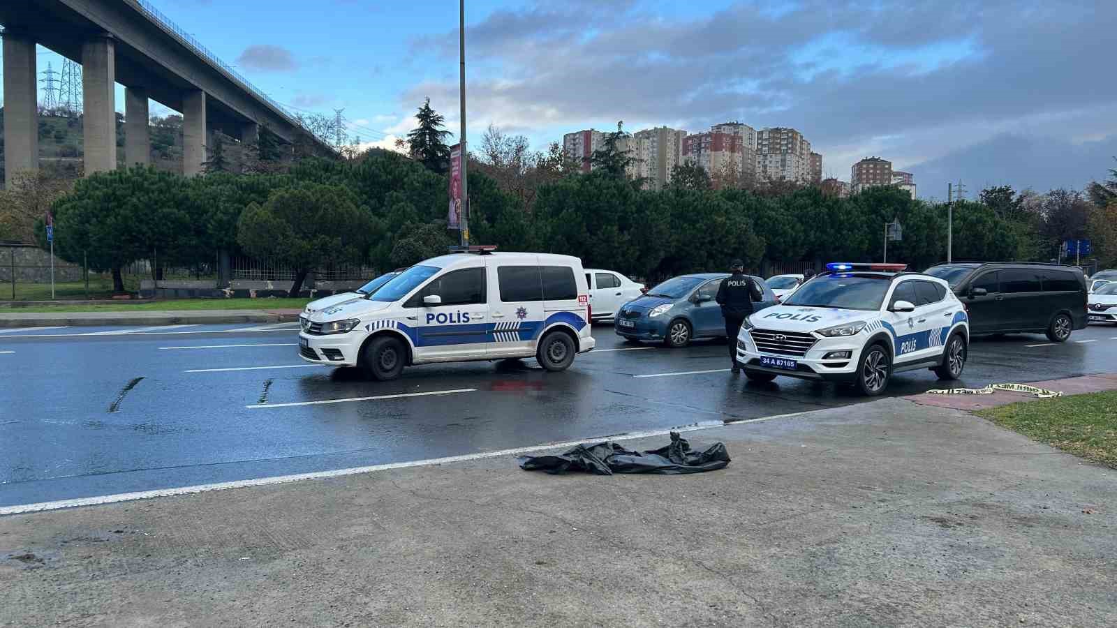 Konuşma bahanesiyle buluştuğu eski eşini takside silahla vurarak öldürdü