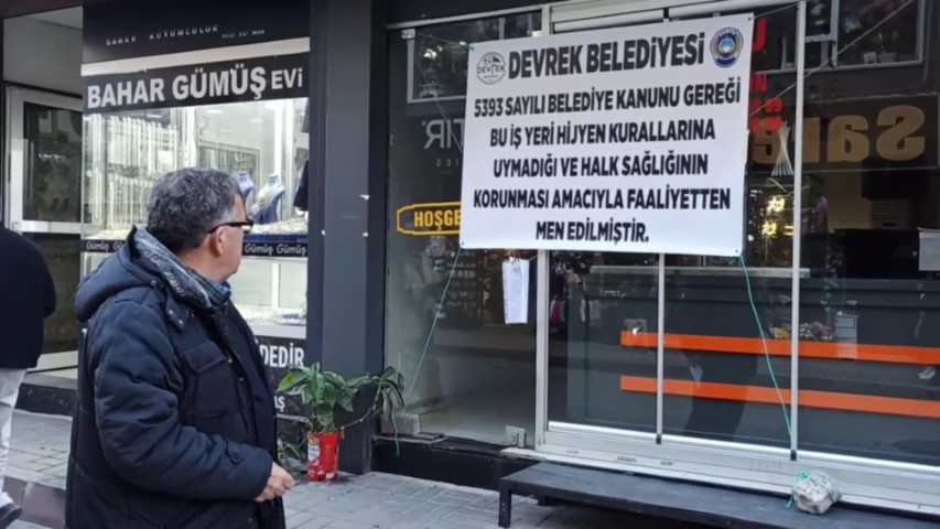 Mühürlü Pidecinin Gizli Bölmesi Vatandaşların Tepkisini Çekti