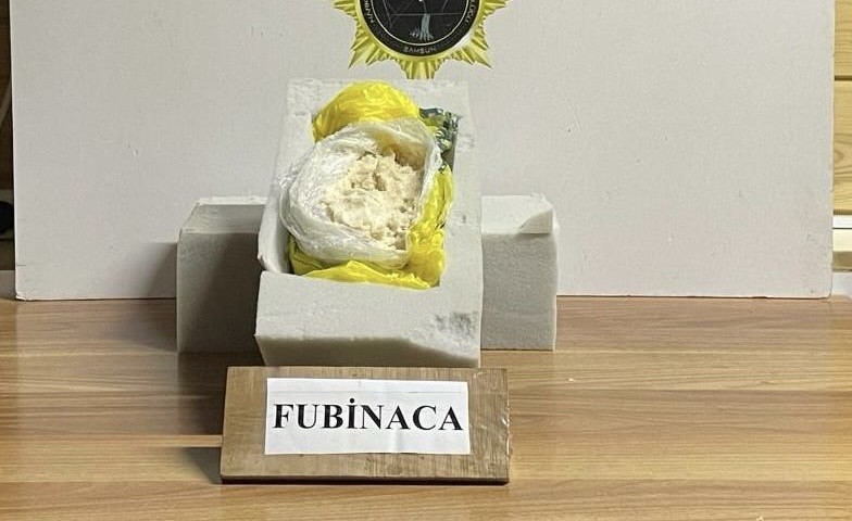 Samsun’da bir minibüsün sünger bölmelerinden uyuşturucu çıktı