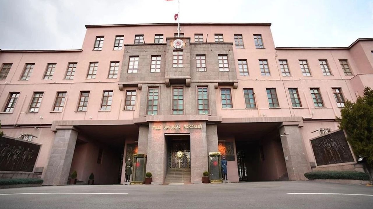 C-130 uçaklarının tedbiren kullanımı durduruldu