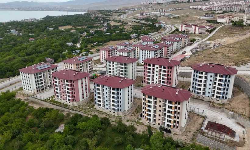 Van’ın merkez ilçelerine (Edremit, Tuşba, İpekyolu) 3500 konut yapılacak