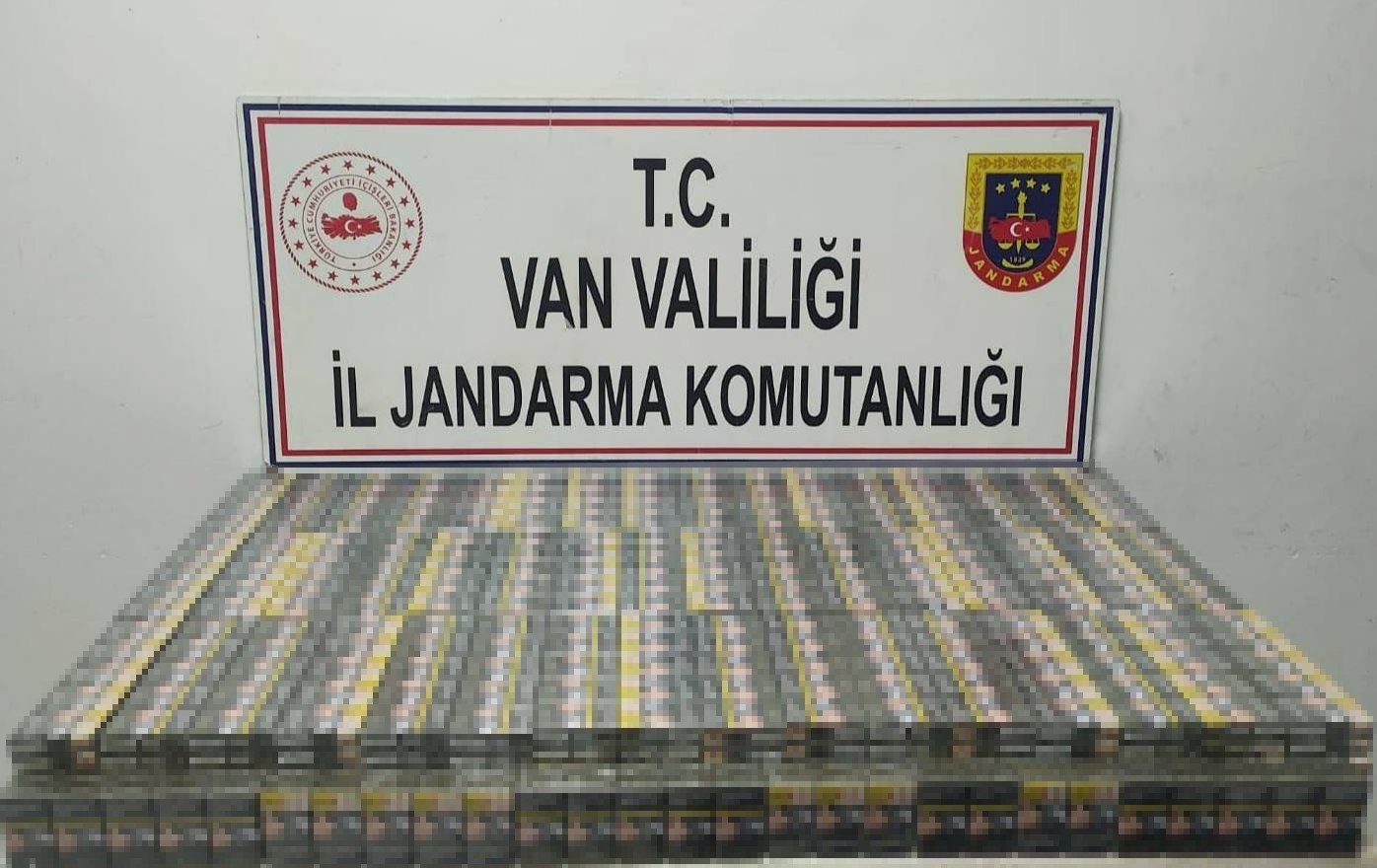 Van’da yaklaşık 2 bin paket kaça sigara ele geçirildi