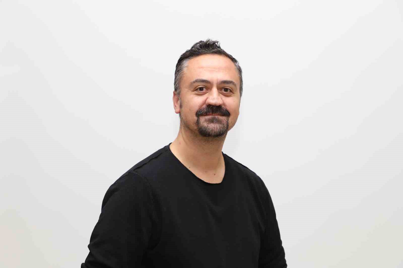 Yapay Zekâ Çağında Gerçek Ne Kadar Gerçek? Doç. Dr. Yakın’dan Çarpıcı Açıklamalar