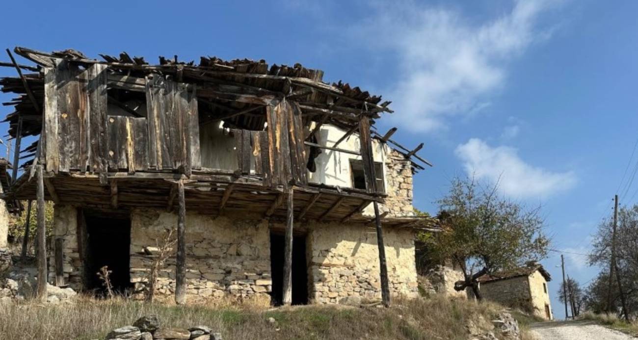 450 yıllık köy hayalet köy oldu: Sadece 4 kişiye kaldı